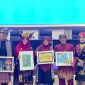 Foto bersama Ketua Penyala Literasi Sumatera Barat, Eka Teresia, S.Pd, M.M